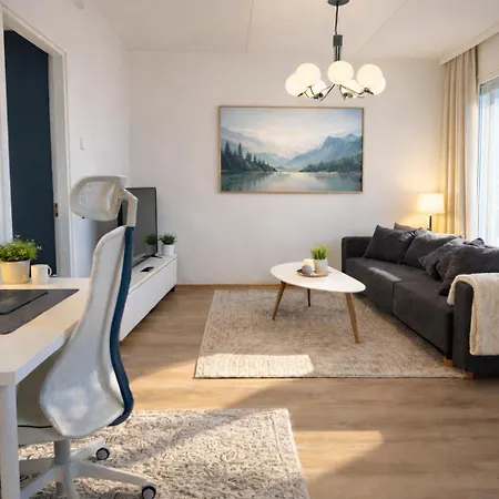 アパート Modern 2 Bedroom In Near Hospital With Sauna And Large Balcony *
