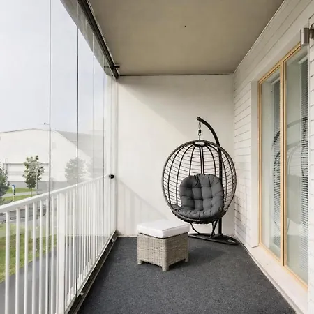 Modern 2 Bedroom In Near Hospital With Sauna And Large Balcony * Oulu