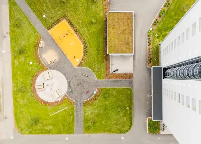 アパート Modern 2 Bedroom In Near Hospital With Sauna And Large Balcony