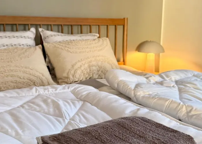 Modern 2 Bedroom In Near Hospital With Sauna And Large Balcony * オウル